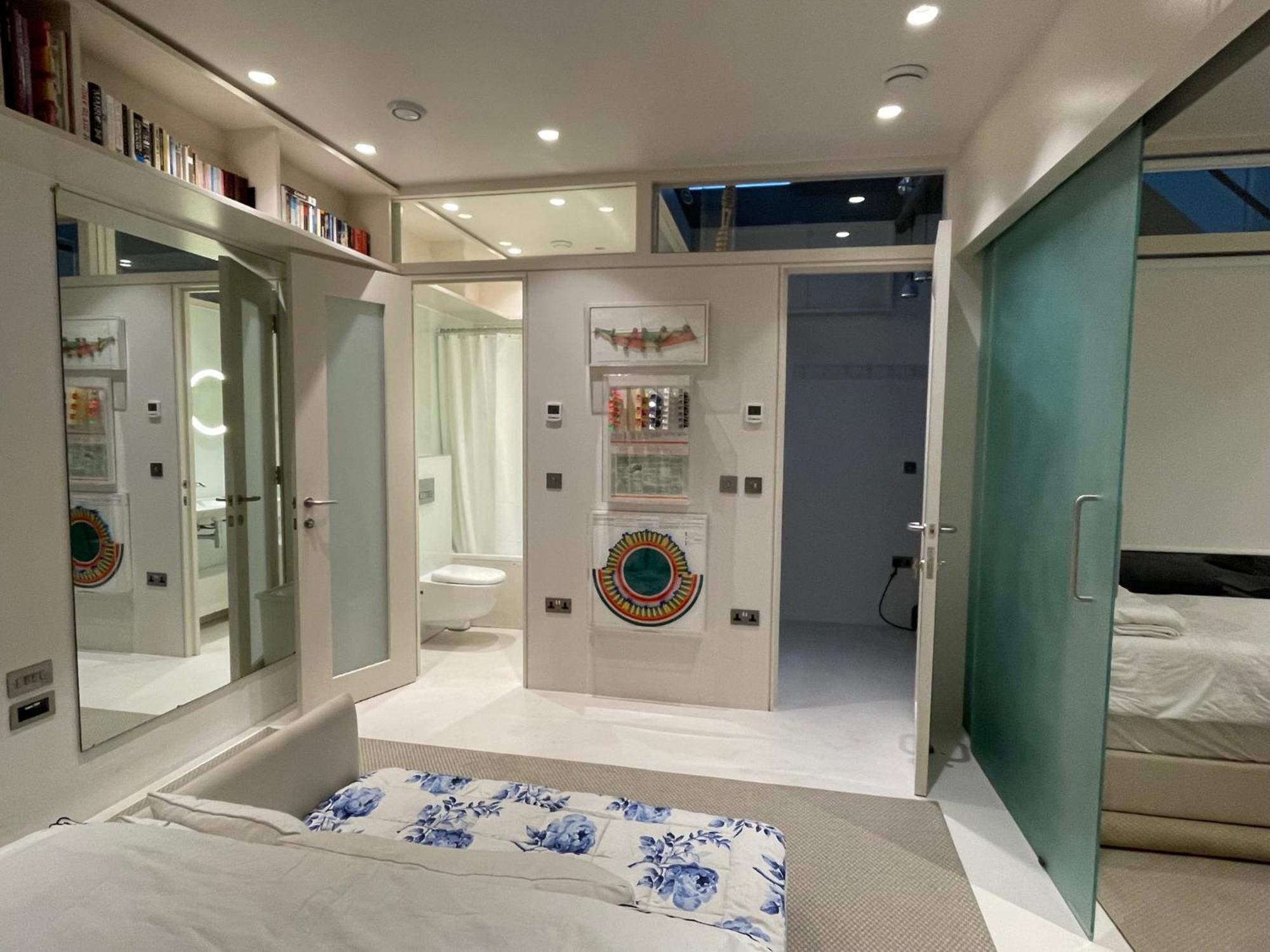 Apartament Modern Self-contained Ground And Basement *